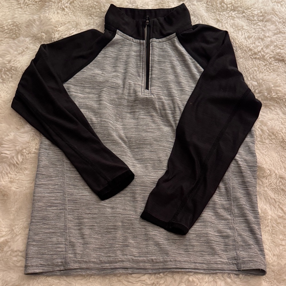 Old Navy Active Heathered Gray Pullover